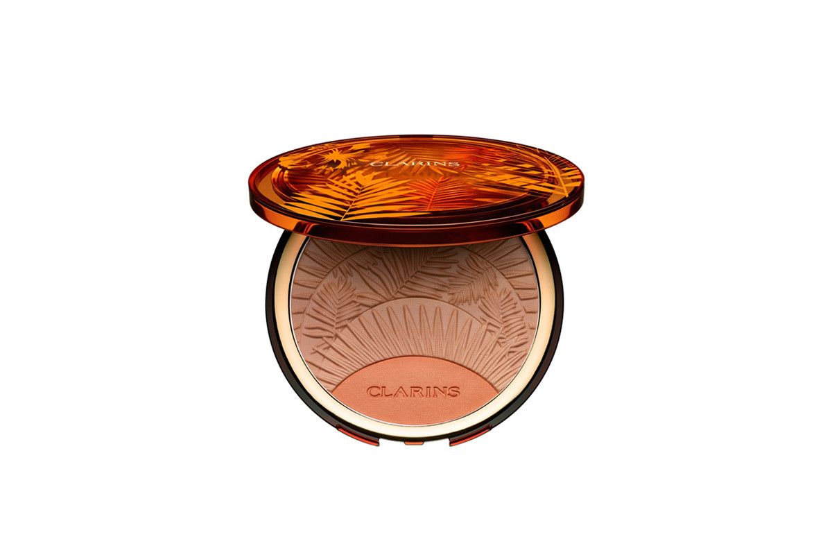 An image of Limited Edition Summer Bronzing & Blush Compact