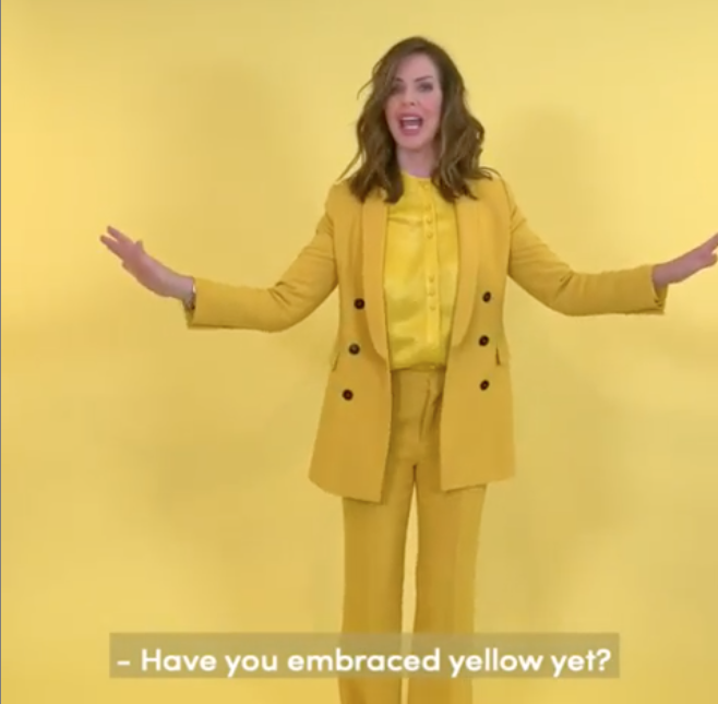 Trinny Woodall wearing a stylish all yellow suit